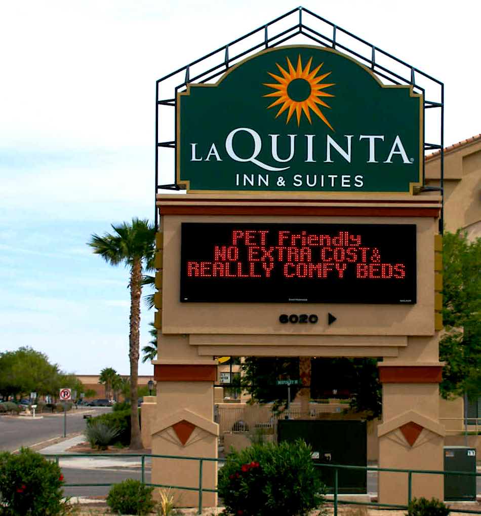 La Quinta Inn LED Message Center Pylon Sign by Addisigns Tucson