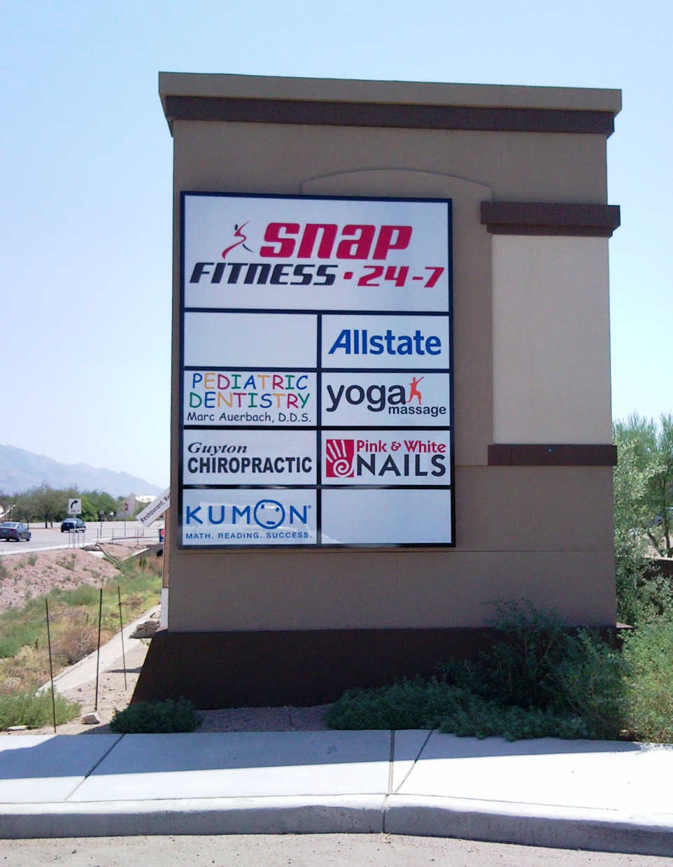 Snap Fitness Multi Tenant Monument Sign by Addisigns Tucson